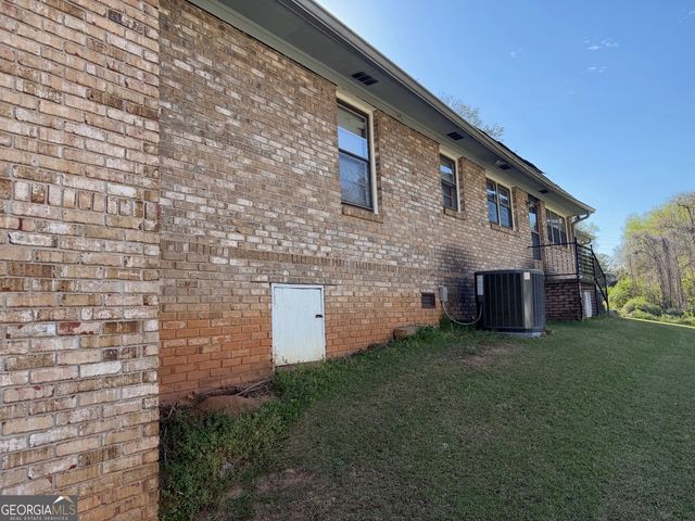 626 W Main Street, Hogansville, GA 30230