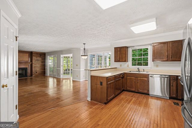 2350 Montrose Place, Snellville, GA 30078