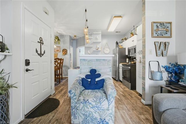 867 Little Bay Ave Apt 3, Norfolk, VA 23503