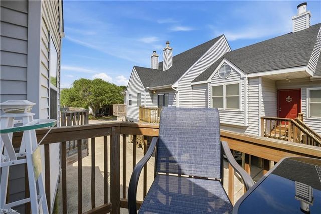 867 Little Bay Ave Apt 3, Norfolk, VA 23503