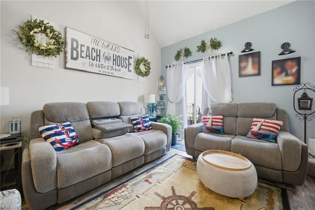 867 Little Bay Ave Apt 3, Norfolk, VA 23503
