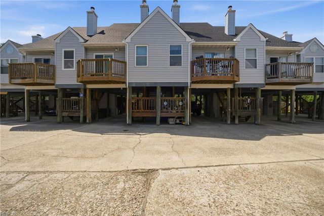 867 Little Bay Ave Apt 3, Norfolk, VA 23503