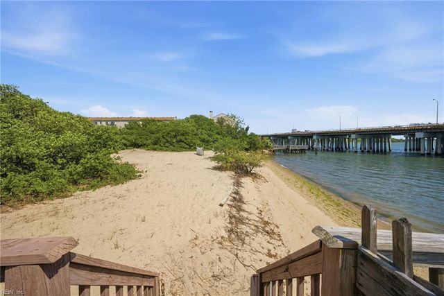 867 Little Bay Ave Apt 3, Norfolk, VA 23503