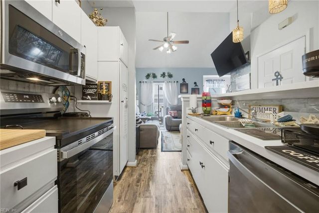 867 Little Bay Ave Apt 3, Norfolk, VA 23503