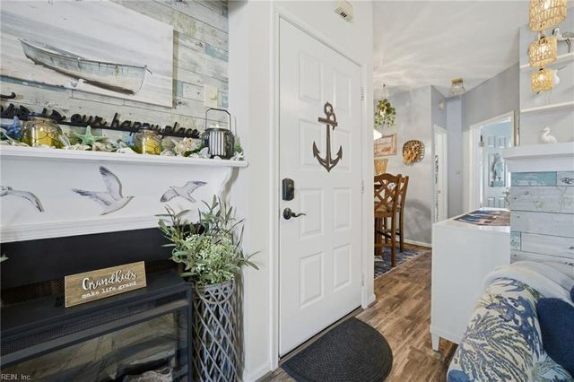 867 Little Bay Ave Apt 3, Norfolk, VA 23503
