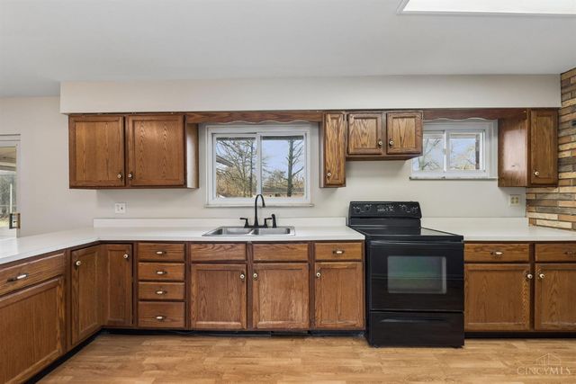 1701 Clark Drive, Goshen Twp, OH 45140