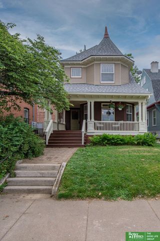 3015 Pacific Street, Omaha, NE 68105