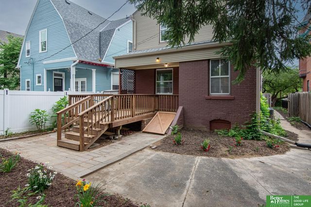 3015 Pacific Street, Omaha, NE 68105