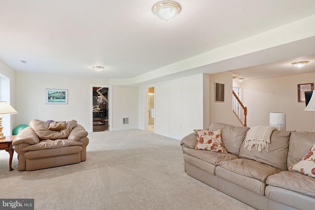 2012 CORTLAND RD, Davidsonville, MD 21035