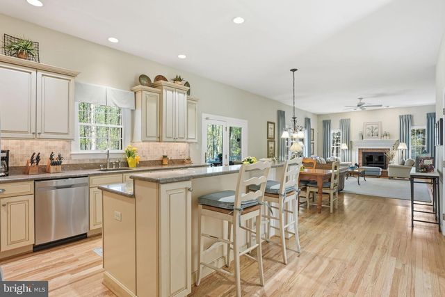 2012 CORTLAND RD, Davidsonville, MD 21035