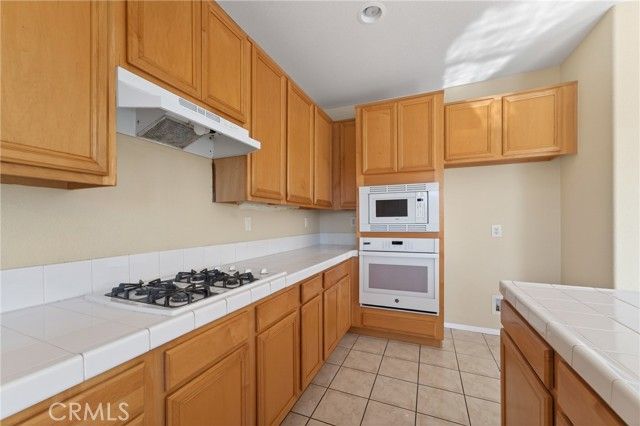 28234 Picadilly Place, Castaic, CA 91384