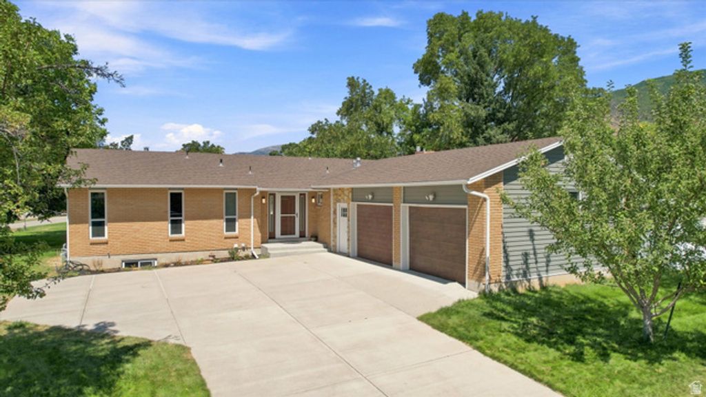 2407 E COUNTRY OAKS DR, Layton, UT 84040 — photo 3