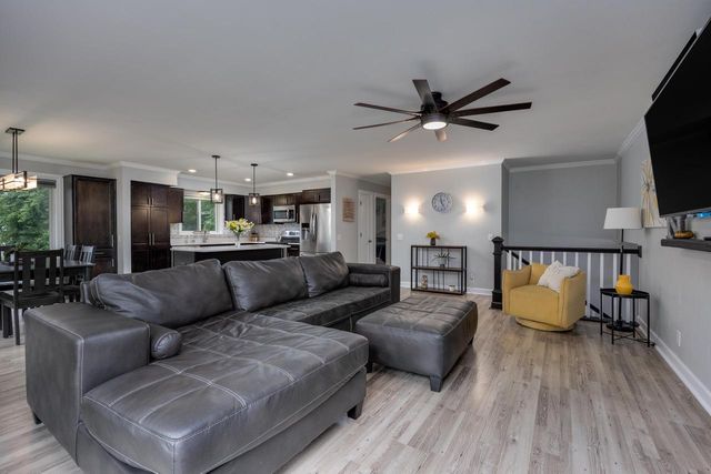504 Hill Street, Deforest, WI 53532