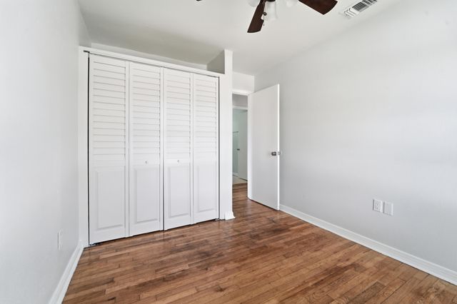 5000 Lake Avenue, West Palm Beach, FL 33405
