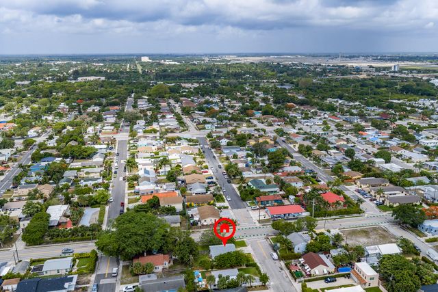 5000 Lake Avenue, West Palm Beach, FL 33405