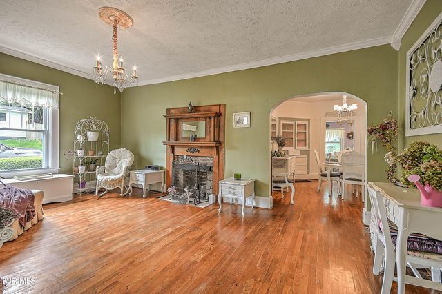 1462 Georgia Avenue, Bristol, TN 37620