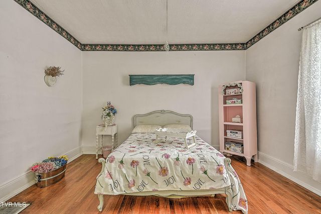 1462 Georgia Avenue, Bristol, TN 37620