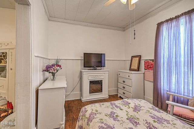 1462 Georgia Avenue, Bristol, TN 37620