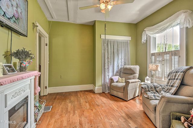 1462 Georgia Avenue, Bristol, TN 37620