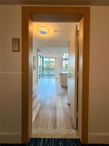 90 SW 3rd St TH300A, Miami, FL 33130