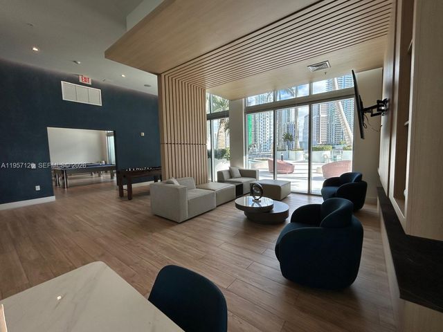 90 SW 3rd St TH300A, Miami, FL 33130