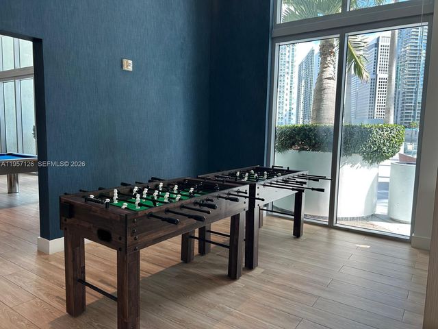 90 SW 3rd St TH300A, Miami, FL 33130