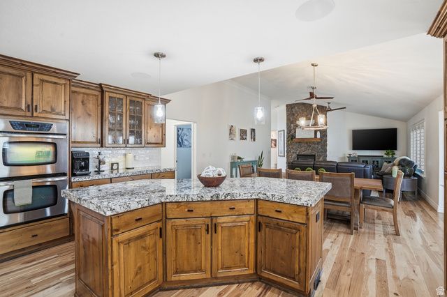 1272 N CEDAR HOLLOW BLVD, Lehi, UT 84043