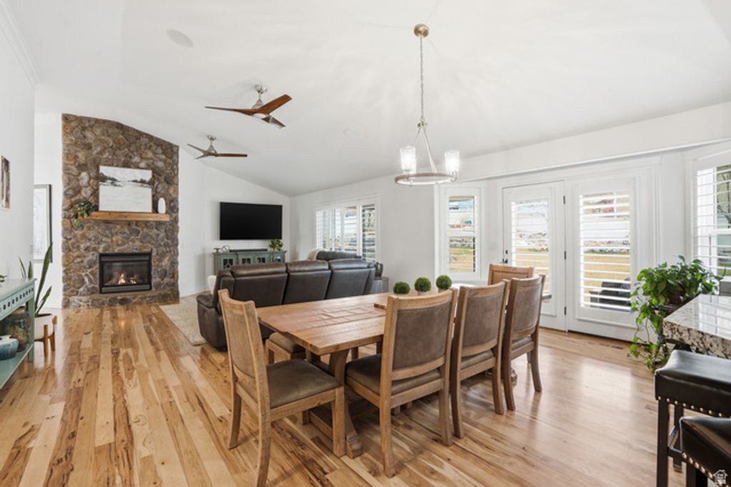 Image 17 of property listing at 1272 N CEDAR HOLLOW BLVD, Lehi, UT 84043