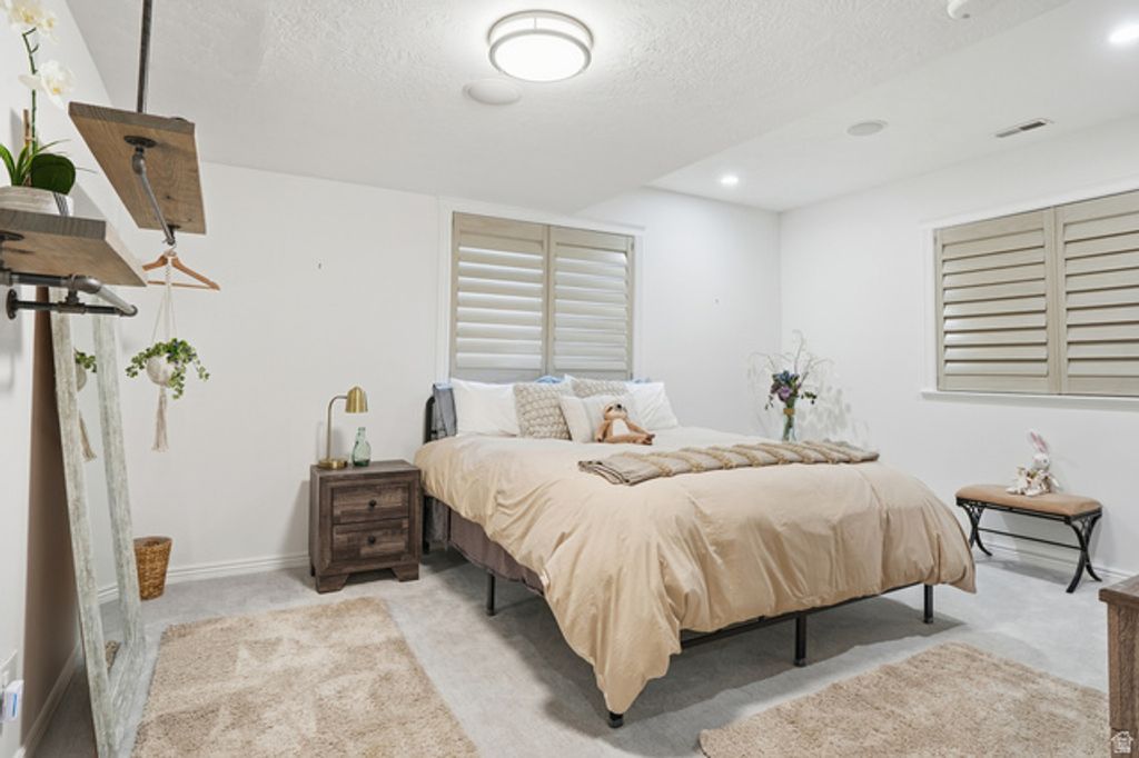 Image 36 of property listing at 1272 N CEDAR HOLLOW BLVD, Lehi, UT 84043