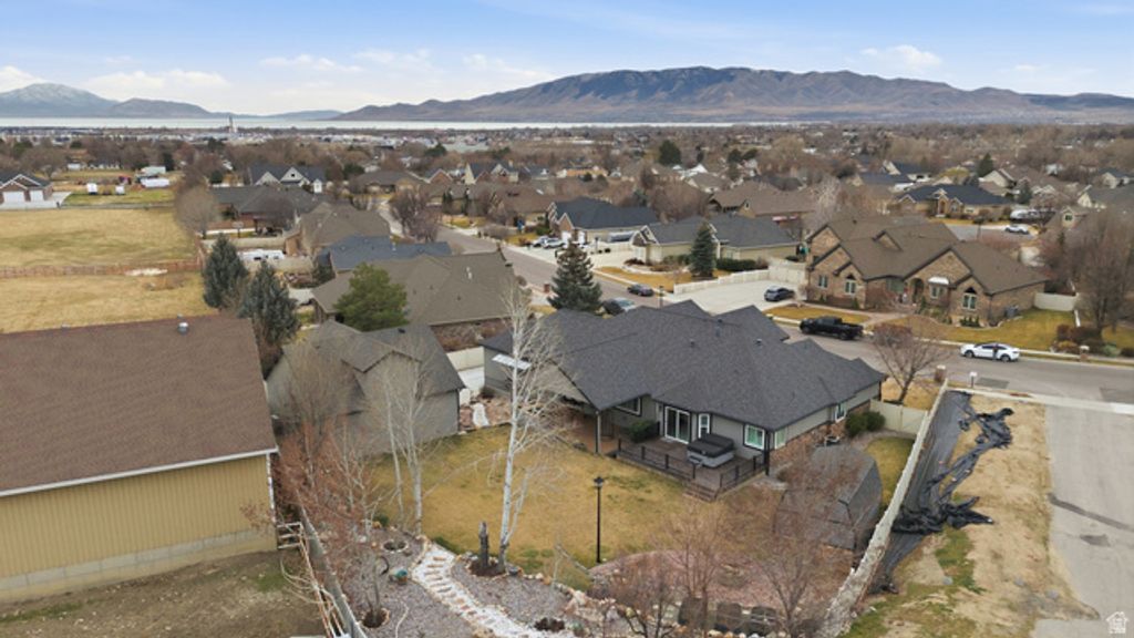 Image 66 of property listing at 1272 N CEDAR HOLLOW BLVD, Lehi, UT 84043