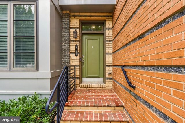 2017 RICHMOND HWY, Alexandria, VA 22301
