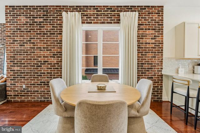 2017 RICHMOND HWY, Alexandria, VA 22301