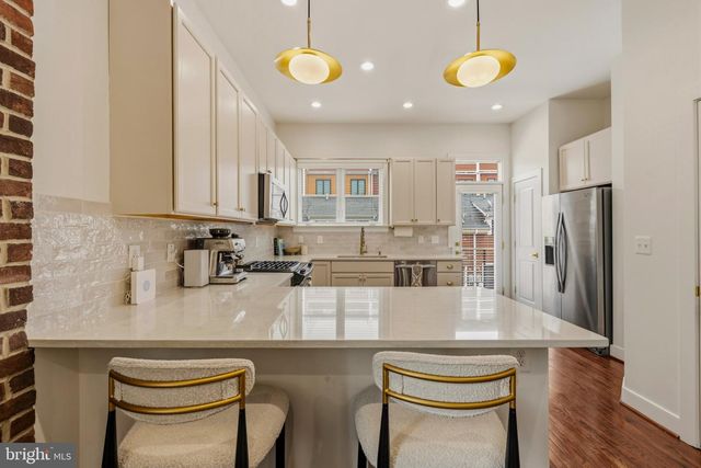 2017 RICHMOND HWY, Alexandria, VA 22301