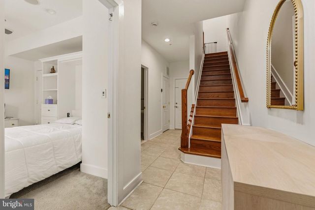 2017 RICHMOND HWY, Alexandria, VA 22301