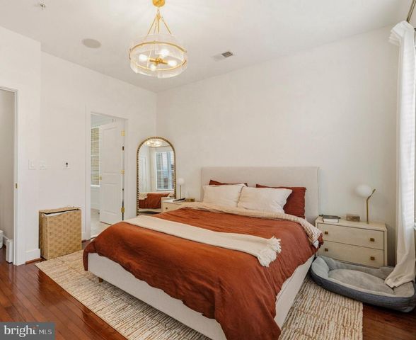 2017 RICHMOND HWY, Alexandria, VA 22301