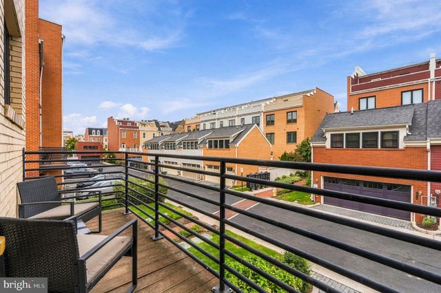 2017 RICHMOND HWY, Alexandria, VA 22301