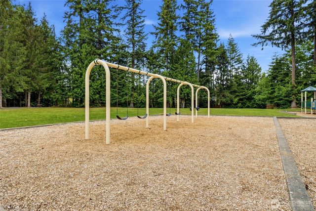 2735 233rd Place NE, Sammamish, WA 98074