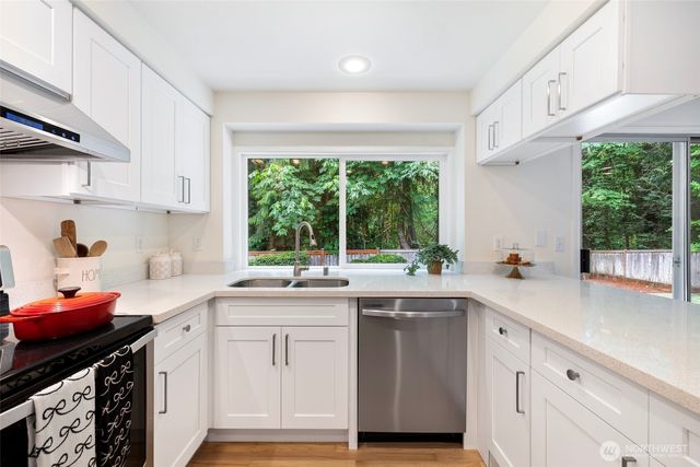 2735 233rd Place NE, Sammamish, WA 98074