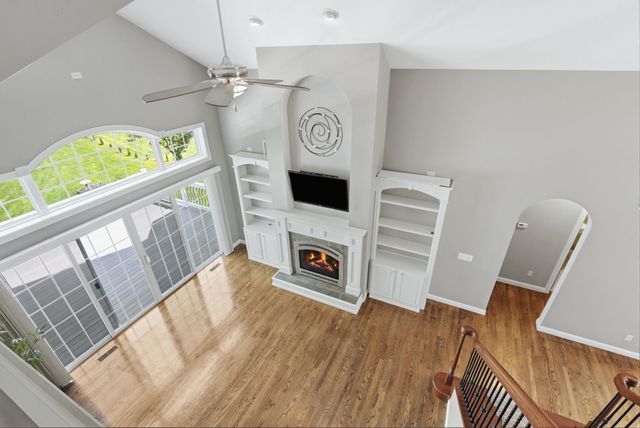 1114 Gleneagle Drive, Mishawaka, IN 46545