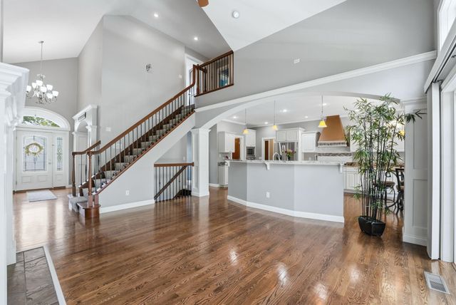1114 Gleneagle Drive, Mishawaka, IN 46545