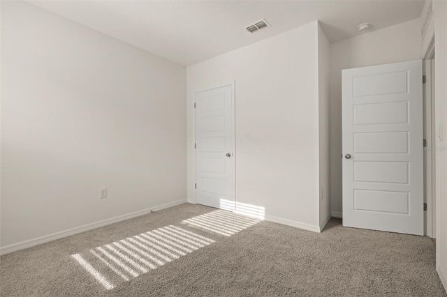 1078 CLAY BOULEVARD, Tavares, FL 32778