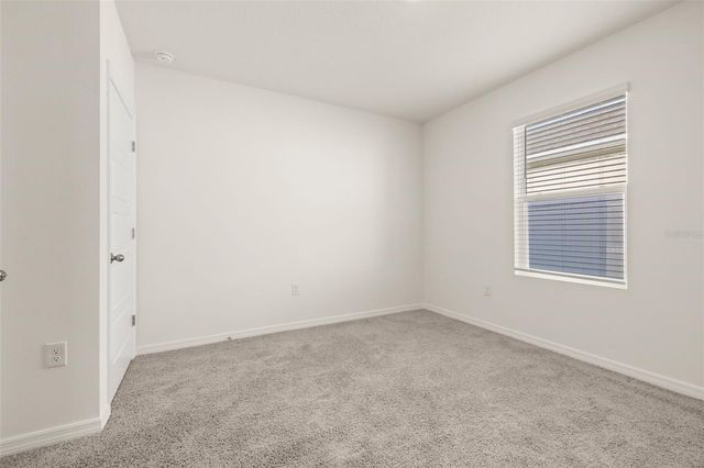 1078 CLAY BOULEVARD, Tavares, FL 32778
