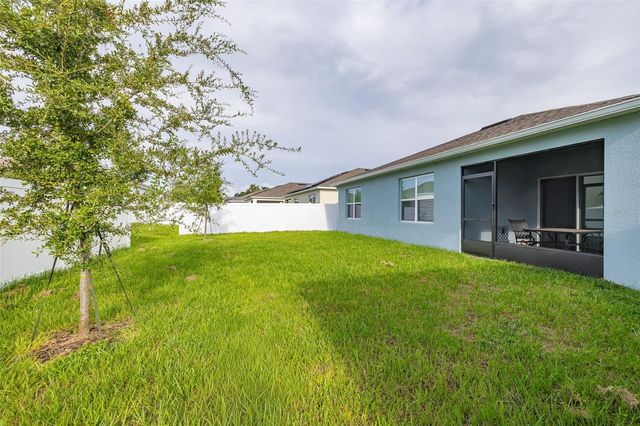1078 CLAY BOULEVARD, Tavares, FL 32778