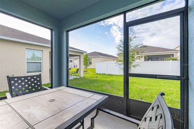 1078 CLAY BOULEVARD, Tavares, FL 32778