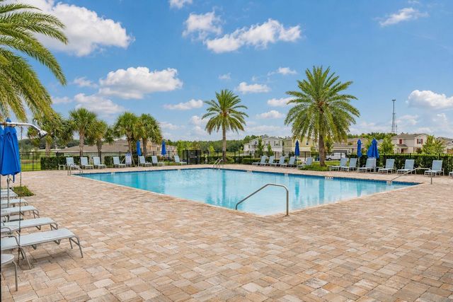 1078 CLAY BOULEVARD, Tavares, FL 32778