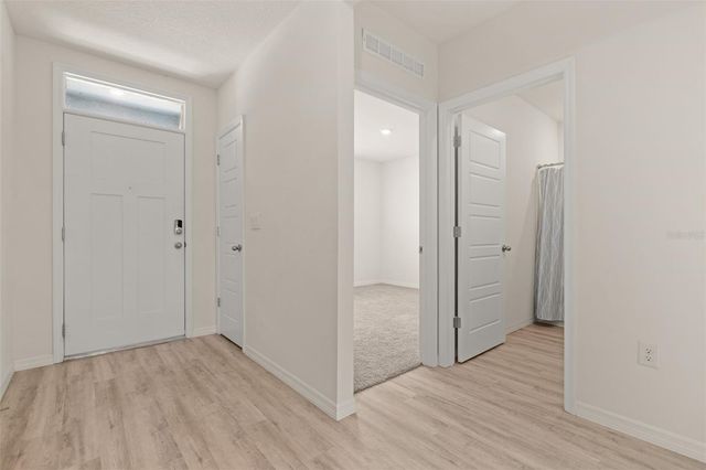1078 CLAY BOULEVARD, Tavares, FL 32778