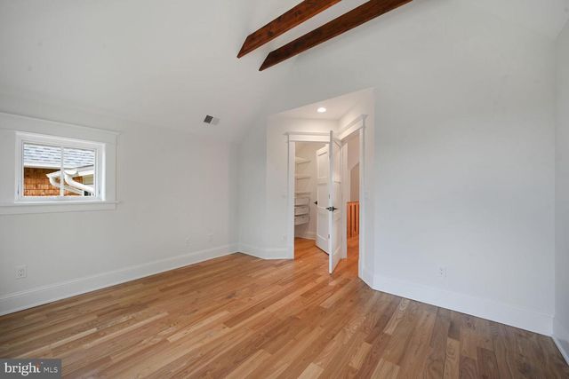 605 HILLTOP TER, Alexandria, VA 22301