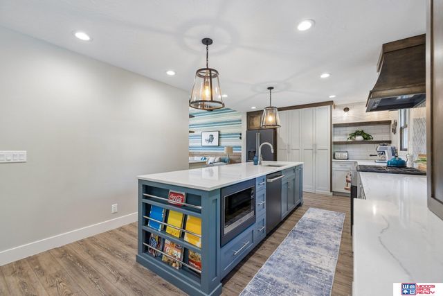 5020 Fir Hollow Lane, Lincoln, NE 68516