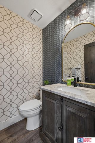 5020 Fir Hollow Lane, Lincoln, NE 68516