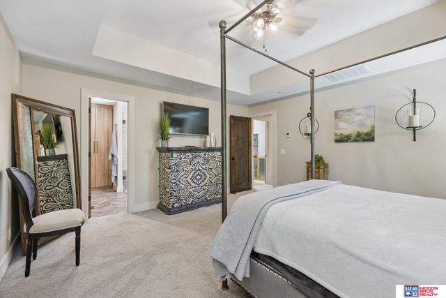 5020 Fir Hollow Lane, Lincoln, NE 68516